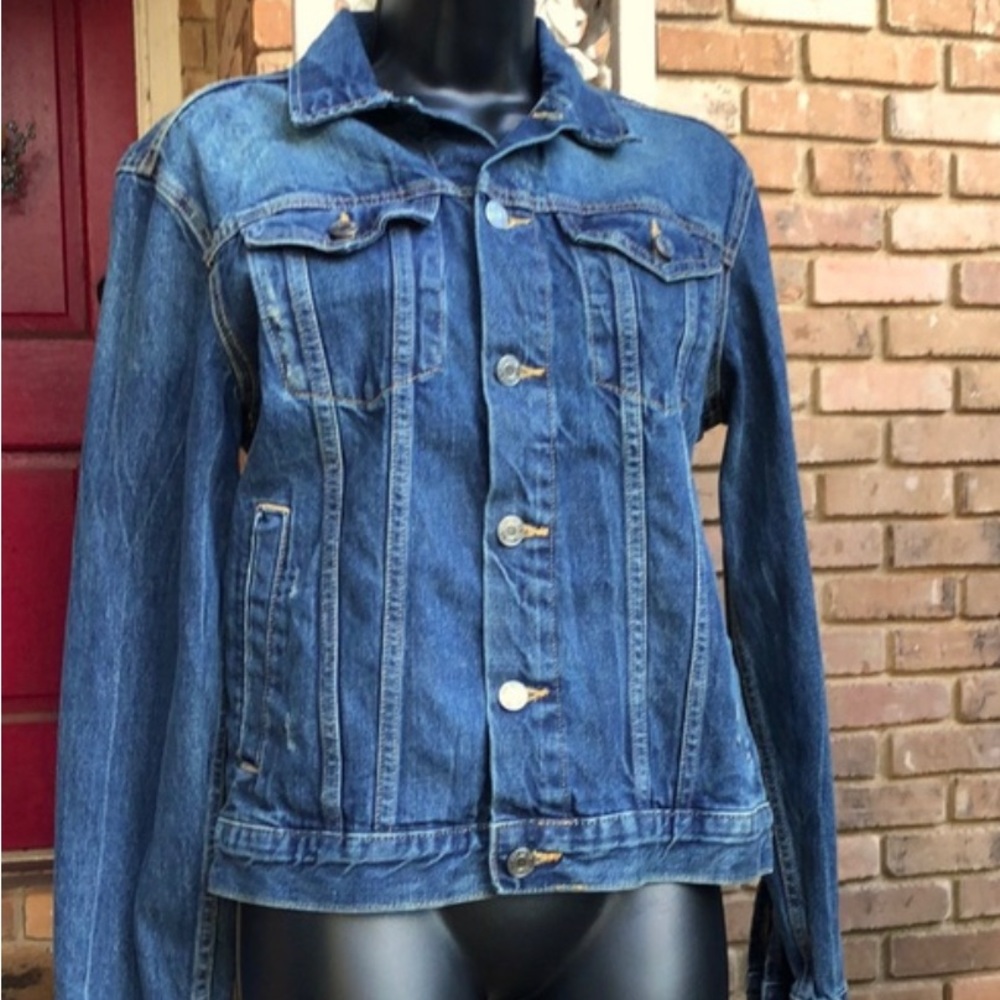 Gap | Classic Cotton Button Down Medium Wash Deni… - image 4